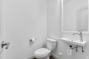 108 E Fairmont Pl, Saratoga Springs, UT 84045 - Photo 9