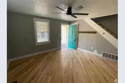 426 E 200 S, Logan, UT 84321 - Photo 5