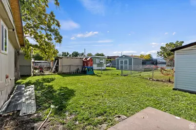 8950 S Reliance Dr, Sandy, UT 84070 - Photo 17