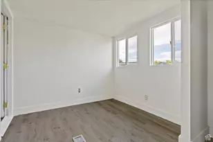 8950 S Reliance Dr, Sandy, UT 84070 - Photo 9