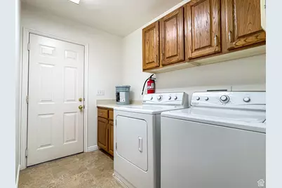864 S 700 E, Pleasant Grove, UT 84062 - Photo 11
