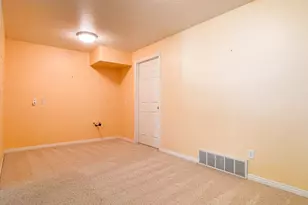 864 S 700 E, Pleasant Grove, UT 84062 - Photo 15