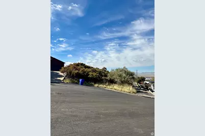 3716 S Oakridge Ct, Bountiful, UT 84010 - Photo 9