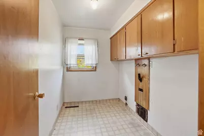 671 N 150 W, Logan, UT 84321 - Photo 15