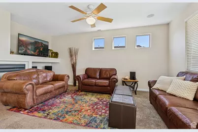 3296 E Hidden Springs Dr, Washington, UT 84780 - Photo 7