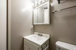 803 E 6th Ave N, Salt Lake City, UT 84103 - Photo 17