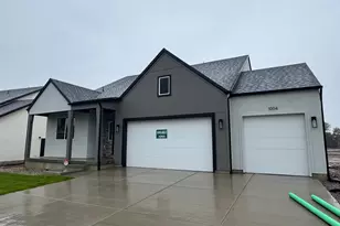 1004 W Motor Vu Dr, Riverdale, UT 84405 - Photo 3