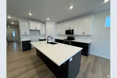1004 W Motor Vu Dr #213, Riverdale, UT 84405 - Photo 13