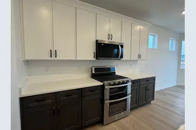 1004 W Motor Vu Dr #213, Riverdale, UT 84405 - Photo 11