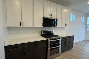 1004 W Motor Vu Dr, Riverdale, UT 84405 - Photo 11