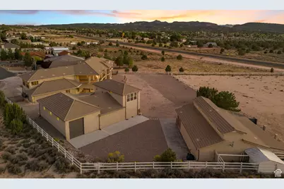 533 W Canyon Trl, Dammeron Valley, UT 84783 - Photo 113