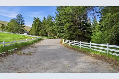 2075 E Canyon Rd, Smithfield, UT 84335 - Photo 15
