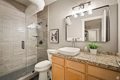 327 W 200 S #404, Salt Lake City, UT 84101 - Photo 13