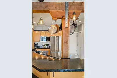 327 W 200 S #404, Salt Lake City, UT 84101 - Photo 7