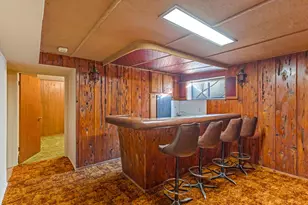 7138 S Chris Ln E, Cottonwood Heights, UT 84121 - Photo 17