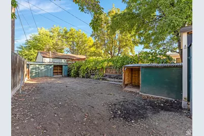 7138 S Chris Ln E, Cottonwood Heights, UT 84121 - Photo 27