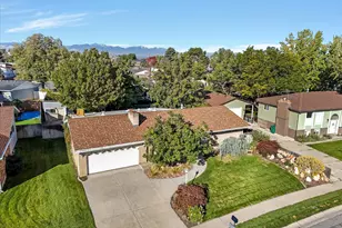 7138 S Chris Ln E, Cottonwood Heights, UT 84121 - Photo 33