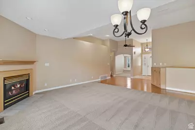 5522 S 600 E, Washington Terrace, UT 84405 - Photo 7
