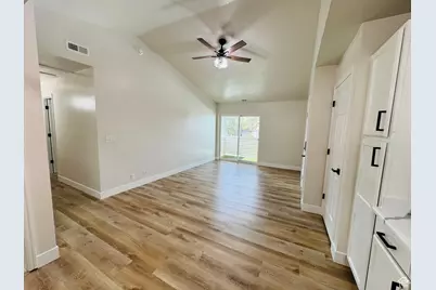 8077 W Copperfield Pl #32, Magna, UT 84044 - Photo 5