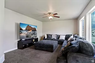1368 N 200 E, Harrisville, UT 84404 - Photo 5