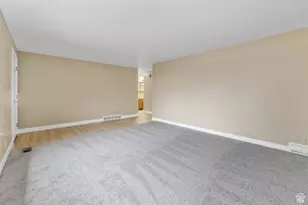 349 Belaire Cir, Grantsville, UT 84029 - Photo 5