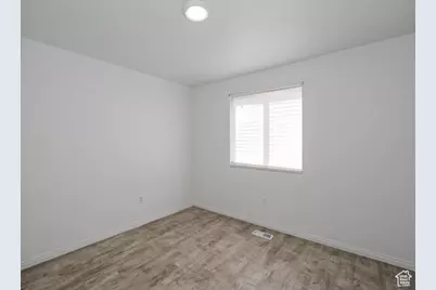 635 E Wildrose Dr N, Grantsville, UT 84029 - Photo 21