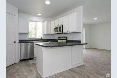 635 E Wildrose Dr N, Grantsville, UT 84029 - Photo 7