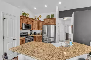 3497 S Osprey Trail, Saratoga Springs, UT 84045 - Photo 11