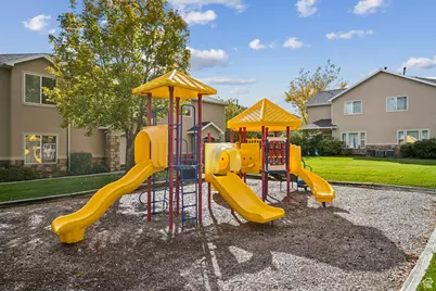 7071 S Kristilyn Ln, West Jordan, UT 84084 - Photo 23