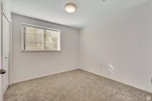 325 W 700 N, Salt Lake City, UT 84103 - Photo 17