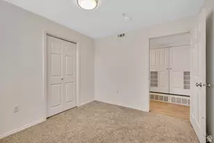 325 W 700 N, Salt Lake City, UT 84103 - Photo 15