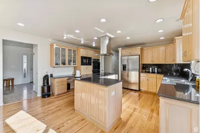 2382 Summerwood Dr, Layton, UT 84040 - Photo 3