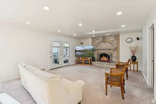 2382 Summerwood Dr, Layton, UT 84040 - Photo 9