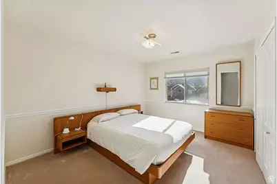 2382 Summerwood Dr, Layton, UT 84040 - Photo 27