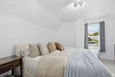 297 E 400 N, Logan, UT 84321 - Photo 13