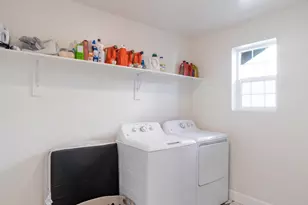 109 E Hidden Creek Way, Saratoga Springs, UT 84045 - Photo 37