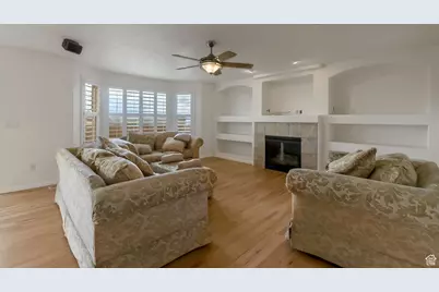 1871 E Vista Ridge Ct, Draper (UT Cnty), UT 84020 - Photo 7