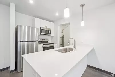 1326 S 500 E #MLTP, Salt Lake City, UT 84105 - Photo 3