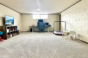 142 N 300 W, Vernal, UT 84078 - Photo 17