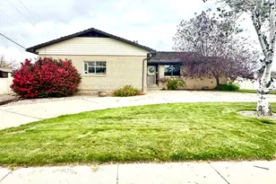 142 N 300 W, Vernal, UT 84078 - Photo 3