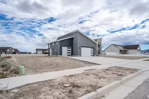 565 E Otto Ln, Grantsville, UT 84029 - Photo 3