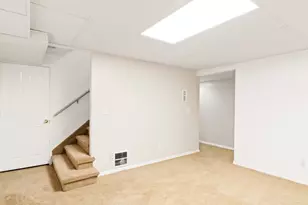 718 E 200 S, Bountiful, UT 84010 - Photo 19