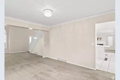 718 E 200 S, Bountiful, UT 84010 - Photo 9