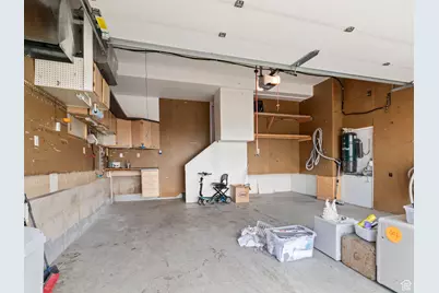 718 E 200 S, Bountiful, UT 84010 - Photo 27