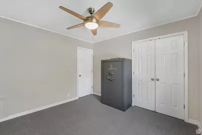 24 W Malstrom Ct, Murray, UT 84107 - Photo 15