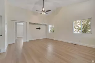 10896 S Poplar Brook Pl, South Jordan, UT 84009 - Photo 11
