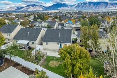 10896 S Poplar Brook Pl, South Jordan, UT 84009 - Photo 7