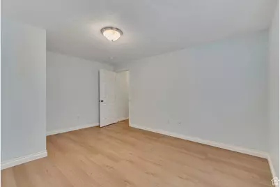 10896 S Poplar Brook Pl, South Jordan, UT 84009 - Photo 35