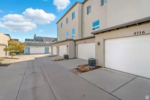 4712 W South Jordan Parkway, South Jordan, UT 84009 - Photo 31