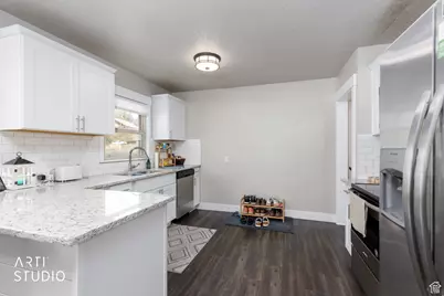 3254 N 400 W, Pleasant View, UT 84414 - Photo 15